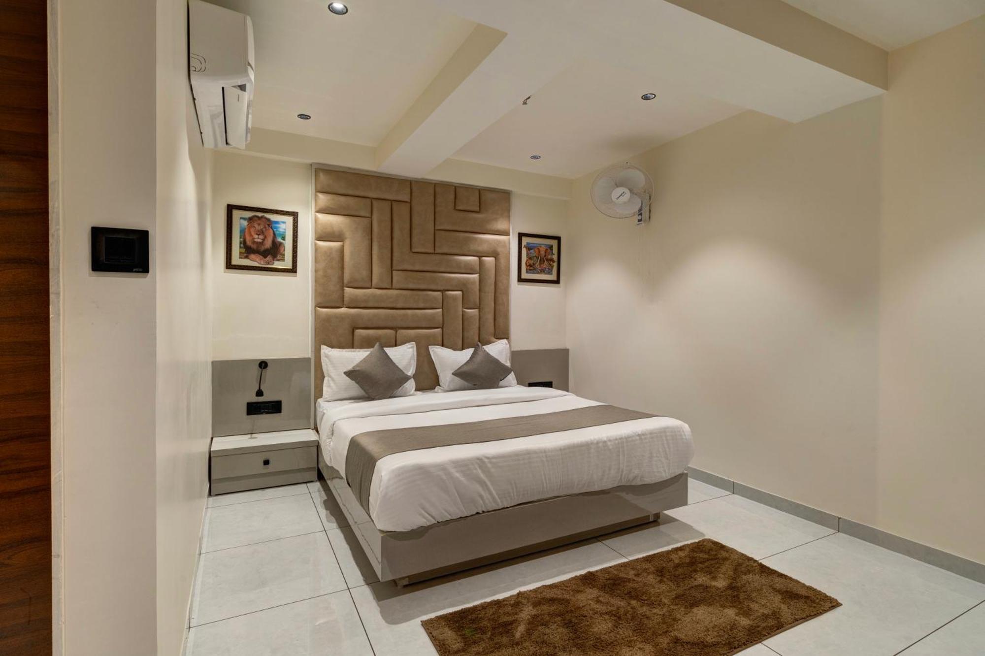 Hotel Shrimad Villa Gandhinagar Exterior photo