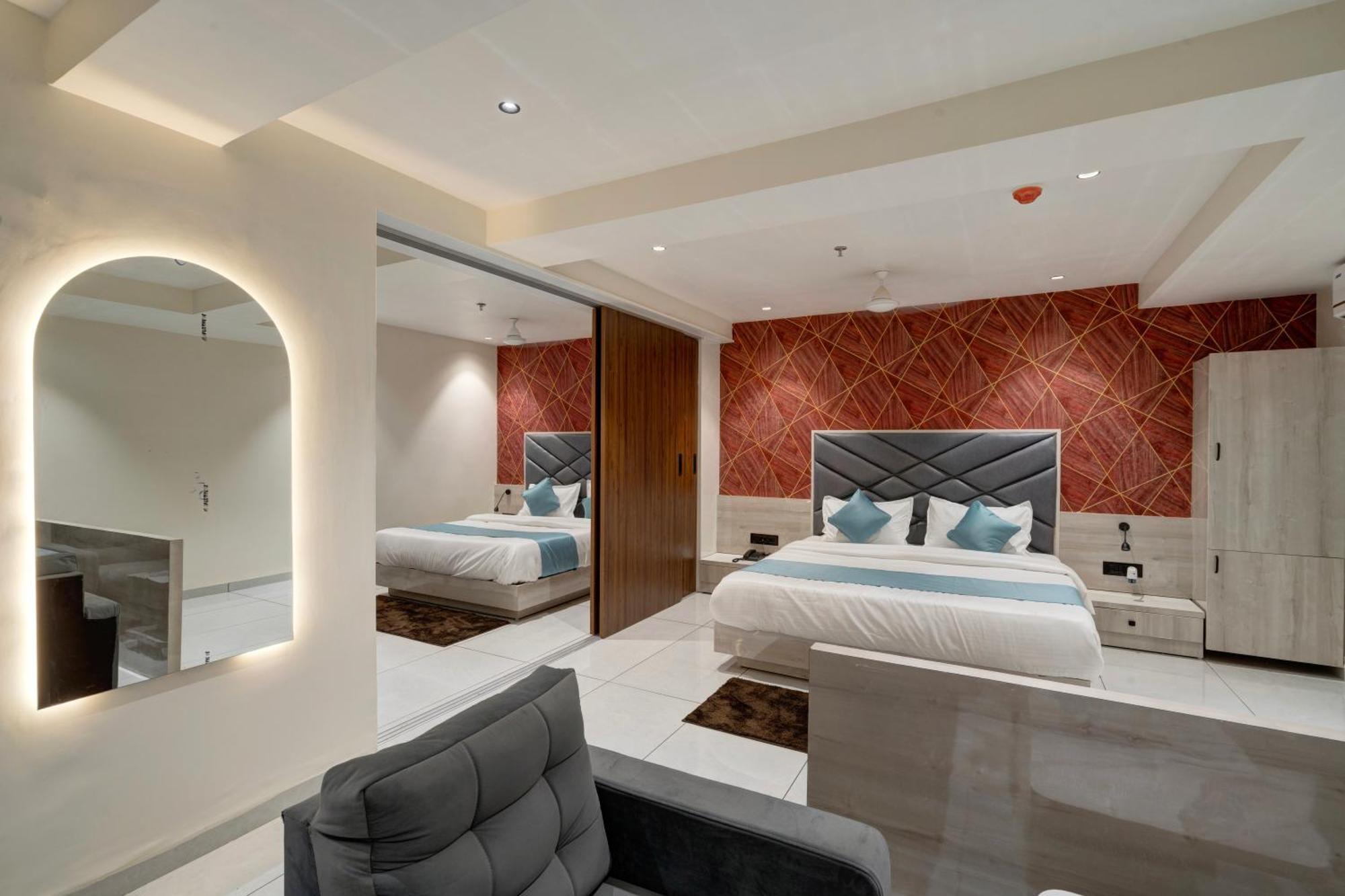Hotel Shrimad Villa Gandhinagar Exterior photo