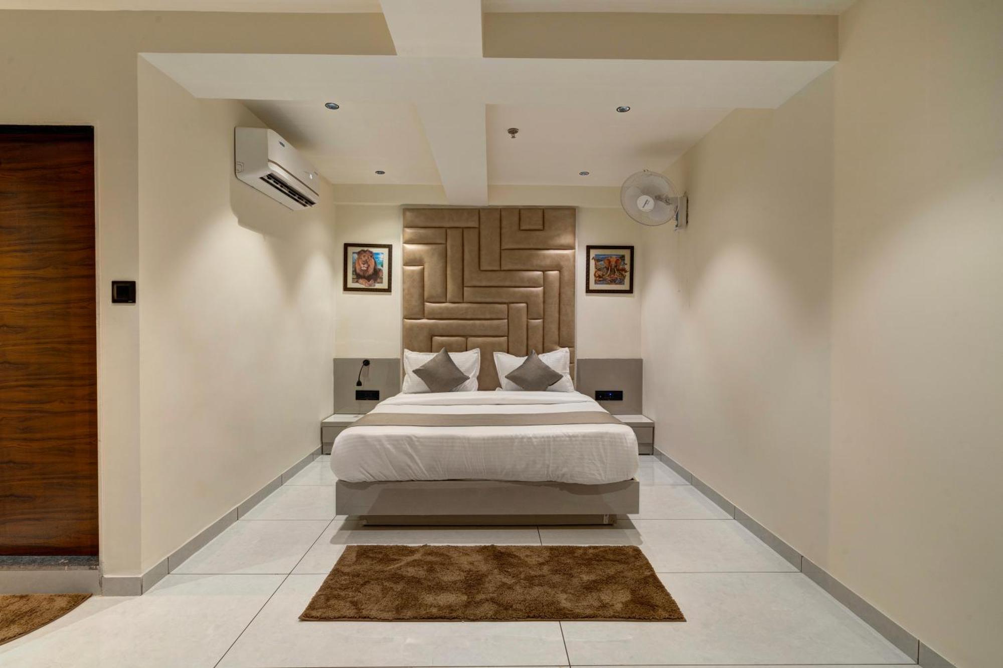 Hotel Shrimad Villa Gandhinagar Exterior photo