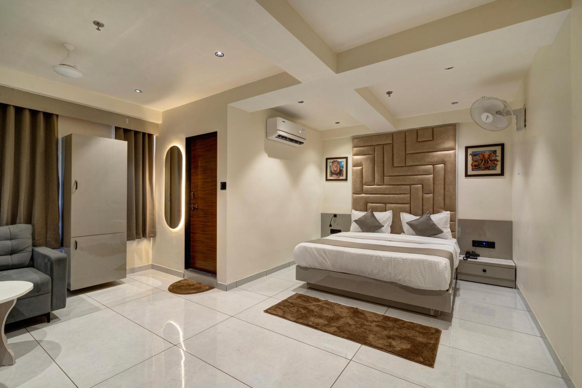 Hotel Shrimad Villa Gandhinagar Exterior photo
