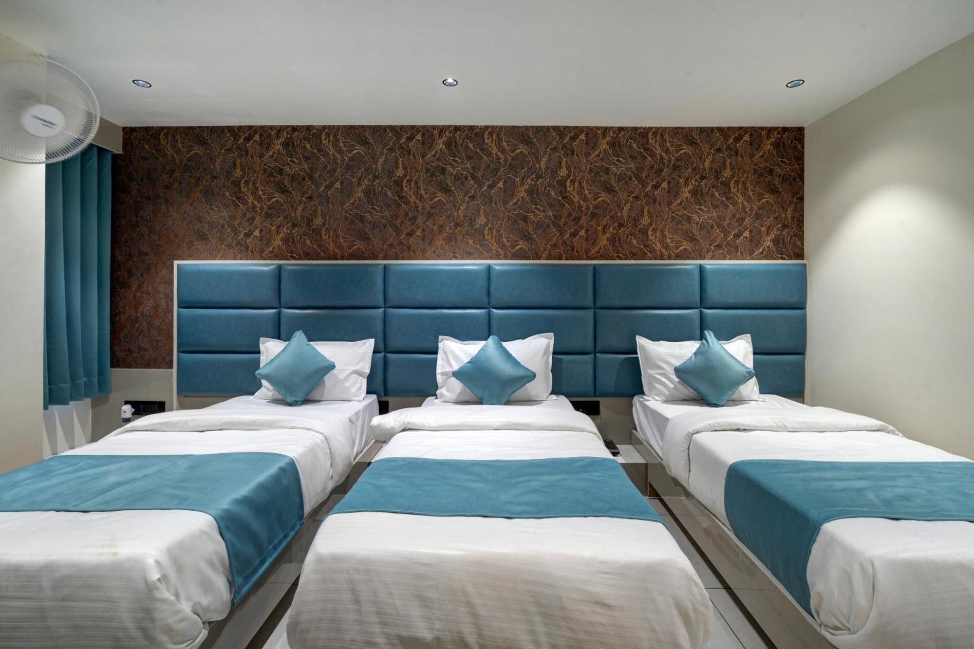 Hotel Shrimad Villa Gandhinagar Exterior photo